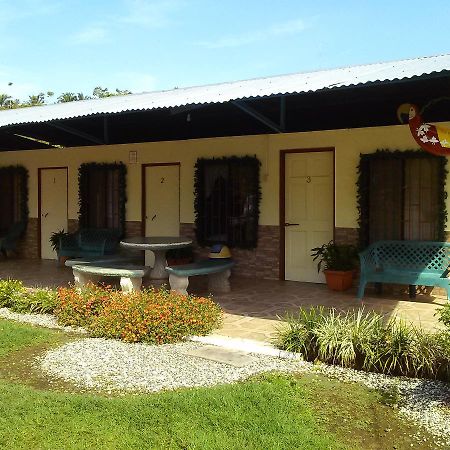 Hotel Margarita Sierpe Bagian luar foto