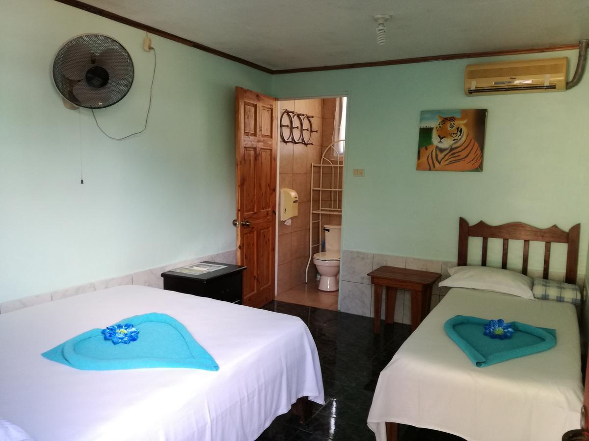 Hotel Margarita Sierpe Bagian luar foto